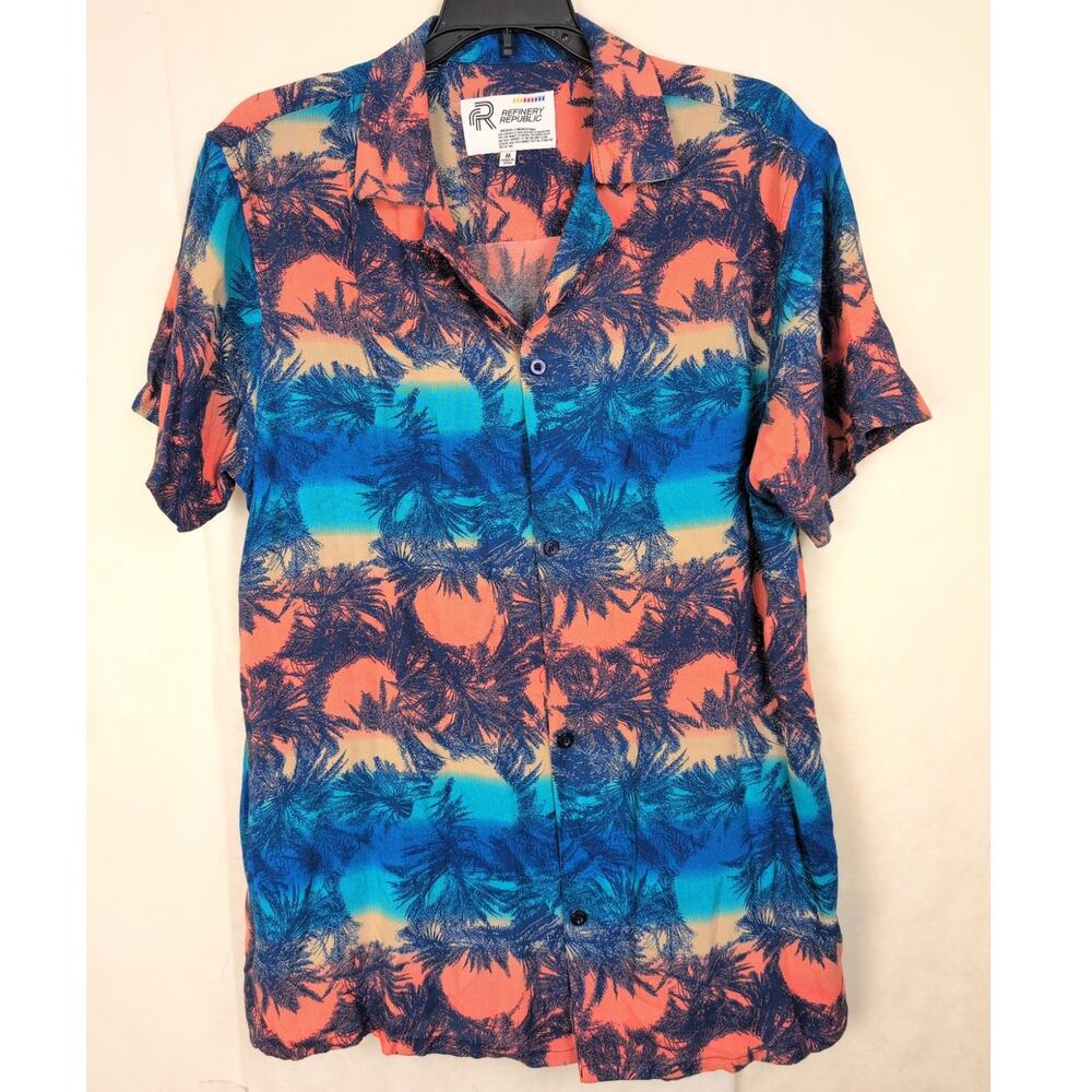 Refinery Republic tropical sunset button up shirt Size Medium Vacation Resort